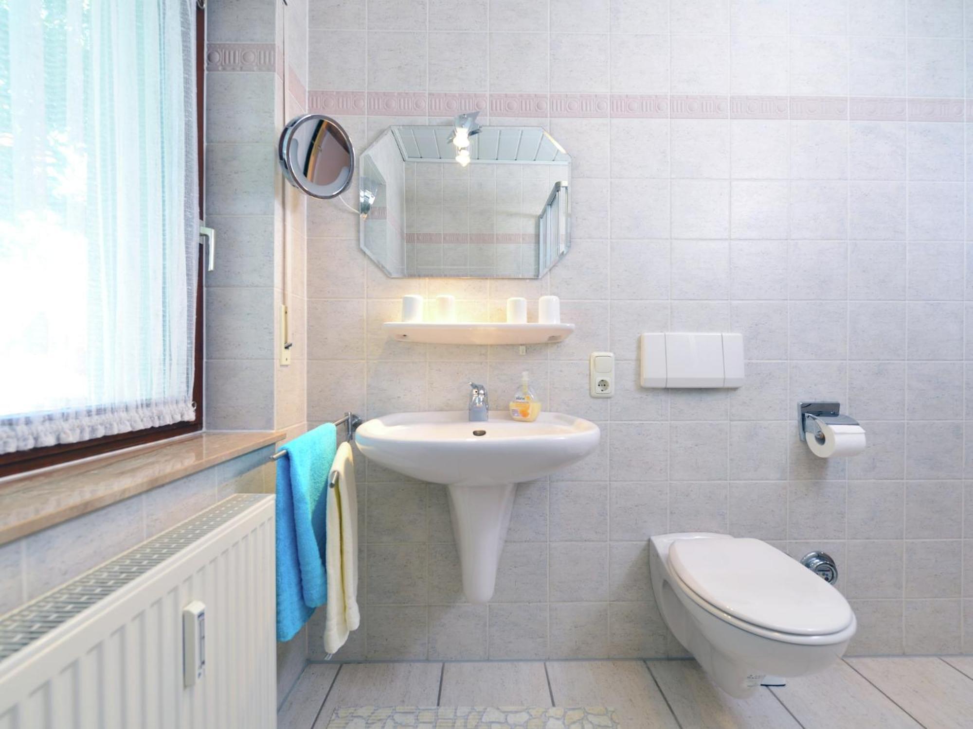 Quaint Apartment In Eimelrod Near Lake And Water Sports Willingen  Bagian luar foto