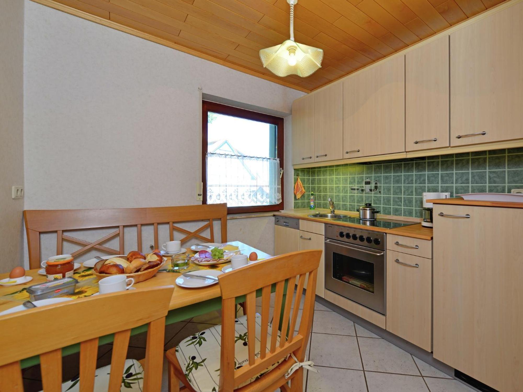 Quaint Apartment In Eimelrod Near Lake And Water Sports Willingen  Bagian luar foto