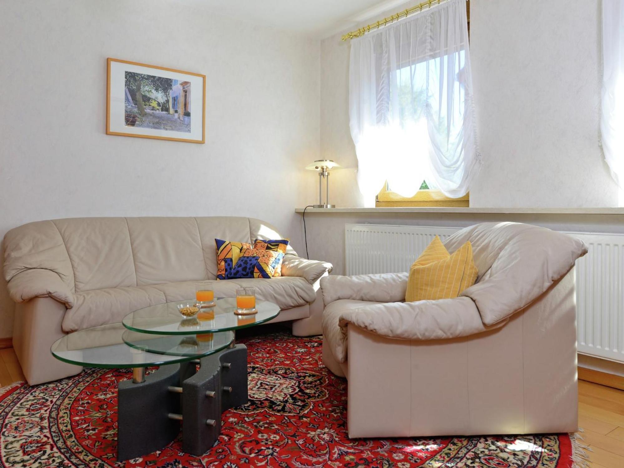 Quaint Apartment In Eimelrod Near Lake And Water Sports Willingen  Bagian luar foto