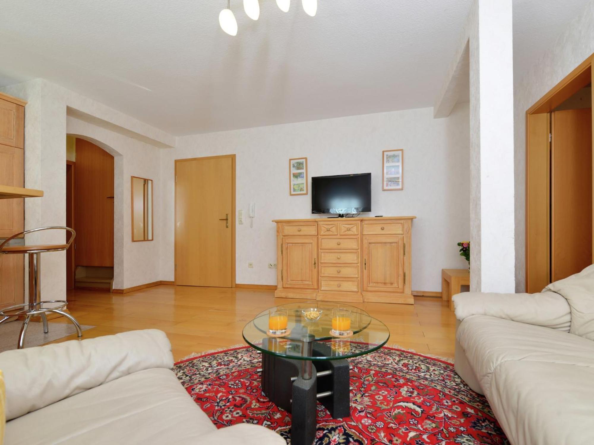Quaint Apartment In Eimelrod Near Lake And Water Sports Willingen  Bagian luar foto